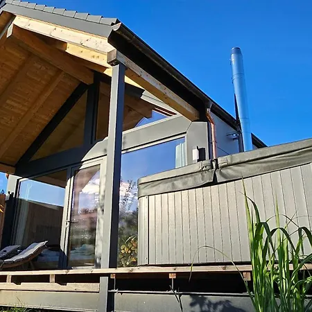 Herz³ Chalet Hohenau